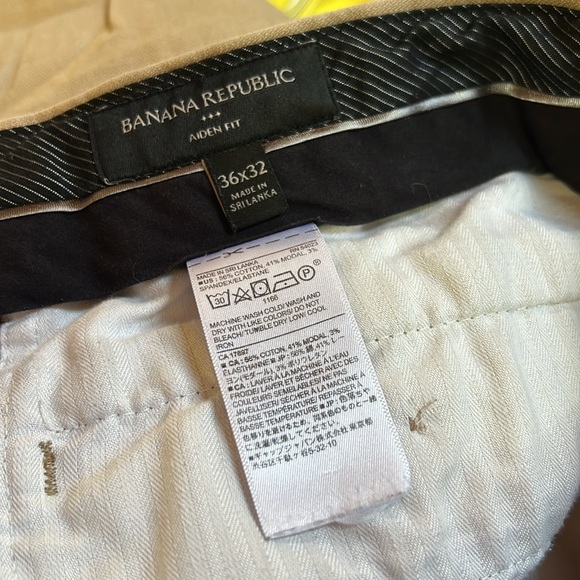 Banana Republic pants Aiden fit 36x32 - Picture 4 of 4